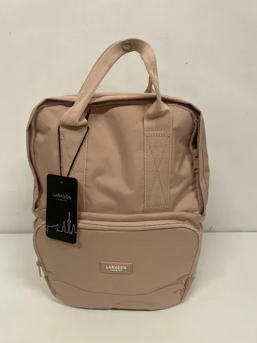 LARKSON Rucksack Damen No 6 - Daypack mit 16 Zoll Laptopfach - Rose - Stylischer Daypack in Rose mit 16 Zoll Laptopfach, perfekt für Schule, Uni oder Freizeit - ideal für aktive Frauen.