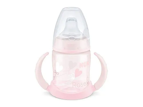 NUK First Choice Trinklernbecher 150ml für Mädchen - Ergonomischer Trinklernbecher mit weicher Silikon-Trinktülle, die auslaufsicher ist. Ideal für kleine Kinderhände und leicht zu reinigen. Die 150ml Flasche ist perfekt für die ersten Trinkversuche.