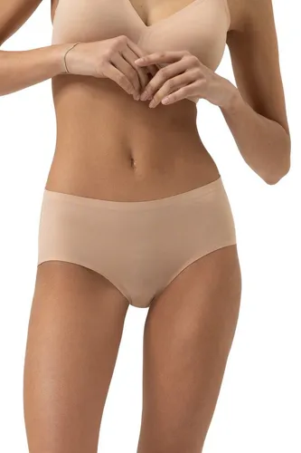 Mey Tagwäsche Simply Better Invisibles Damen Hipster Cream Tan (L) - Funktionsunterwäsche mit nahtloser Verarbeitung für maximalen Tragekomfort, ideal unter enger Kleidung. Der weiche Modal-Jersey bietet ein seidiges Hautgefühl und der Baumwolleinsatz sorgt für Atmungsaktivität.