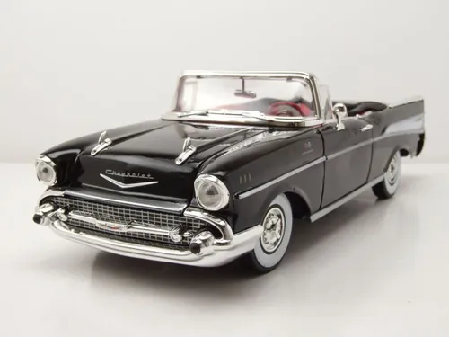 Chevrolet Bel Air Convertible 1957 schwarz James Bond Modellauto 1:18