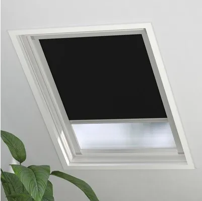 Produktbild Soluna Dachfensterrollo Sky 2.0 Verdunkelung für Velux C02, schwarz