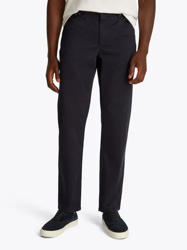 Tommy Hilfiger Stoffhose DENTON 5PKT COTTON SATIN - Entdecke die vielseitige Stoffhose »DENTON 5PKT COTTON SATIN« von Tommy Hilfiger. Bequemes Baumwollstretch-Material und gerade Passform sorgen für optimalen Tragekomfort und zahlreiche Stylingmöglichkeiten.