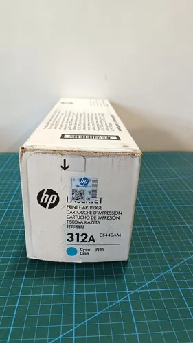 HP Toner CF440A 312A - 3-farbig, original mit hoher Kapazität von 3 x 2.700 Seiten, ideal für hochwertige Farbdrucke im Büro