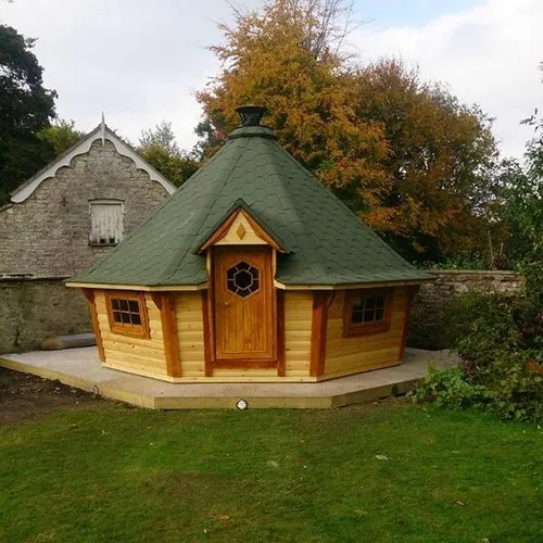 Grill Saunahaus Gartensauna Trockensauna Holzsauna Outdoor Sauna - Trockensauna für den Außenbereich mit einfacher Montage. Platz für 6-7 Personen, aus massivem Kiefernholz. Ideal für entspannende Stunden im eigenen Garten.