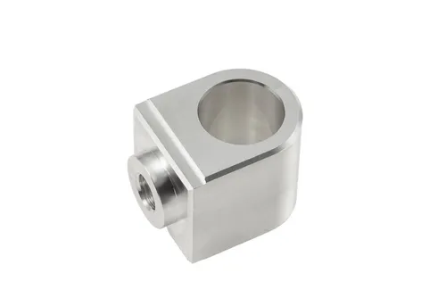 ZIEGER Hecktieferlegung für Honda CB 600 F Hornet (PC41) BJ 2007-08 - Hochwertige 30 mm Hecktieferlegung aus Aluminium für optimale Anpassung und Fahrverhalten. Ideal für individuelle Anpassungen der Honda CB 600 F Hornet.