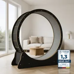 noviclass® Katzenlaufrad Baghira Groß XXL - Artgerecht für große Katzen - Interaktives Spielzeug für Katzen - Mit 132cm Durchmesser, kratzfest, stabil und leise. Fördert die Gesundheit bewegungsarmer Katzen und enthält Gratis Spielzeug und E-Book.