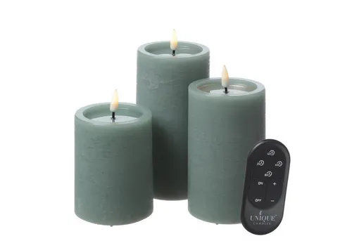 LED Kerzenset UNIQUE Rustik-Optik 3er Set - Kerzen - Hochwertiges 3er Set in Rustik-Optik mit Fernbedienung und Batterien. Warmweißes, flackerndes Licht für eine gemütliche Atmosphäre - perfekt für Dekoration und besondere Anlässe.
