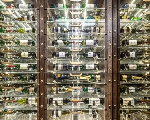 Weinschrank mit Beleuchtung – Elegantes Flaschenregal für Weinliebhaber - Moderner Weinschrank für 15 Flaschen, freistehend und aus Edelstahl. Perfekt für Ihr Arbeitszimmer oder Wohnzimmer, bringt er Stil und Funktionalität in jeden Raum.