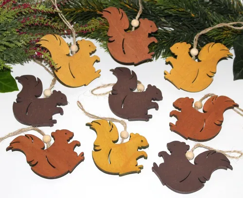 LB H&F Lilienburg Hängedekoration 9er SET Herbstdeko Dekohänger Hängedeko Herbstdeko Deko (Dekoration Fensterhänger Herbstanhänger Herbst Holz bunt DIY selber basteln machen dekorieren herbstlich 9er SET ANHÄNGER EICHHÖRNCHEN)