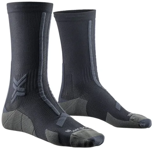 X-Socks Laufsocke Trailrun Discover Crew - Schwarz/Charcoal Herren - Sportsocken für Trailrunning, mit atmungsaktiven Mesh-Strukturen und optimaler Temperaturregulierung für ein kühles Tragegefühl.