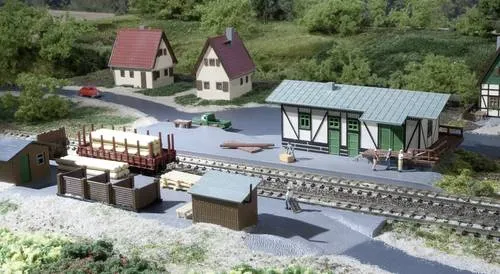 Auhagen 14451 N Güterschuppen mit Ladestraße - Modelleisenbahnen-Zubehör, umfangreiches Zubehör für realistische Gleisgestaltung und Modellbau