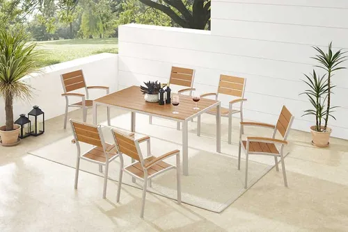 Riess Ambiente Gartentisch DESIGNO 150cm - Wetterfester Outdoor-Tisch für bis zu 4 Personen, aus langlebigem WPC und pulverbeschichtetem Aluminium, ideal für moderne Terrassen und Grillpartys.