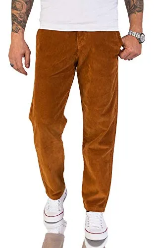 Rock Creek Herren Cord Hose RC-2156 - Regular Fit Chino in Orange - Wanderhosen aus robustem Cord-Stoff, ideal für Herbst und Winter. Der Regular Fit Schnitt sorgt für perfekten Tragekomfort und Stil. Mit praktischen 5-Pocket-Design und Rock Creek Kunstleder-Patch.