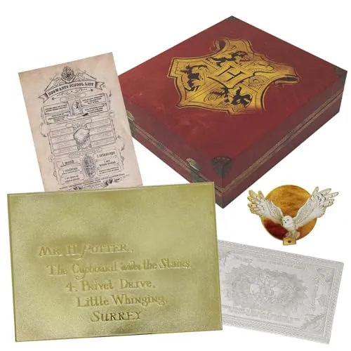 Fanattik Harry Potter Journey to Hogwarts Collection Box - Nachbildungen & Requisiten, exklusive Sammleredition mit detailgetreuen Requisiten aus der Harry Potter Reihe