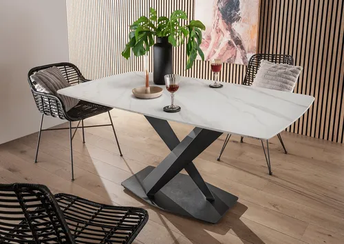 Esstisch PAROLI, schwarz - Eleganter Keramiktisch mit marmorierter Tischplatte - Esstische: Stilvoller Keramiktisch mit fest montierter, weiß marmorierter Tischplatte und robustem Metallgestell. Ideal für moderne Essbereiche.