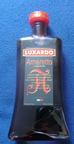 21€/L Luxardo Amaretto di Saschira Mandellikör 0,7L 28%Vol.Alk.