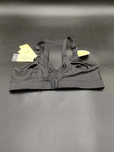 Triumph Damen Sport BH 80 B - Funktionsunterwäsche für optimalen Halt und Komfort beim Sport, ideal für aktive Frauen.
