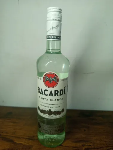 BACARDÍ Carta Blanca White Rum von Bacardi