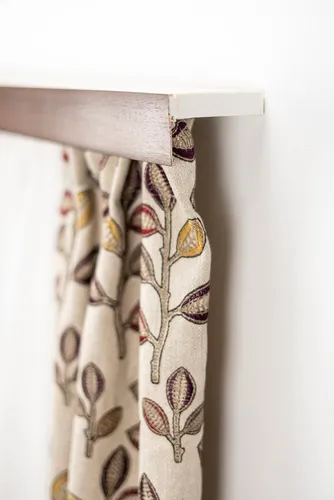 Gardinen- & Vorhangstangen Braun von GARESA