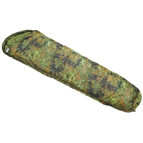 MFH Mumienschlafsack Flecktarn - Deckenschlafsack mit 2-lagiger Füllung, ideal für Temperaturen von -10°C bis +15°C, bietet hervorragenden Wärmeschutz und ist kompakt verstaubar.