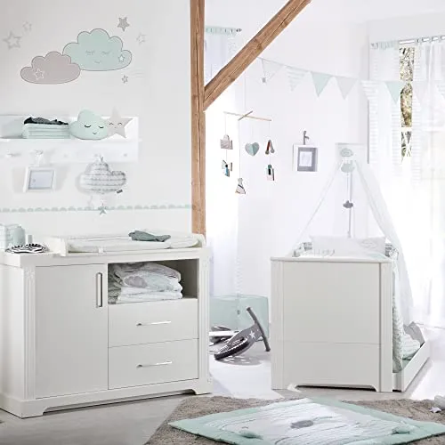 roba Kindermöbelset 'Maxi' 2-TLG – Kombi-Bett & Wickelkommode - Möbel Set für Baby- & Kleinkinderzimmer, modernes Design, TÜV-geprüftes Kombi-Bett 70x140 cm, rückenfreundliche Wickelkommode mit abnehmbarem Wickelansatz und nachhaltigen Materialien.