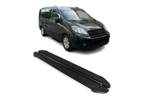 OMAC Kfz-Schmutzfänger Seitenschweller für Fiat Scudo 2007-2016 L2 Aluminium Grau, 2-tlg. - Robuste Aluminium Trittbretter für Fiat Scudo L2, rutschfest und wetterbeständig. Ideal für sicheren Ein- und Ausstieg, schützt die Karosserie vor Schäden und verleiht Ihrem Fahrzeug einen sportlichen Look.