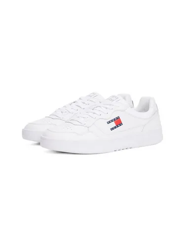 Tommy Hilfiger Herrensneakers Weiß Größe 46 - Hochwertige Tommy Hilfiger Herrensneakers in Weiß, Größe 46. Mit rutschhemmender Laufsohle und verstärkten Kappen für optimalen Komfort und Style.