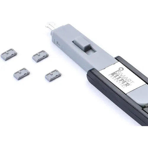 Smart Keeper 4 x Micro USB B-Port Schlösser mit Mini Typ Schlüssel - Sichere deine Geräte mit den Smart Keeper Schlössern. Kompakt und praktisch, ideal für den täglichen Einsatz und zuverlässigen Schutz deiner USB-Anschlüsse. Perfekt für unterwegs! Die Lieferung umfasst 4 Schlösser und 1 Mini Schlüssel.