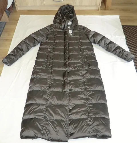 CMP Damenmantel mit fester Kapuze - Staub, D40 - Funktionsjacke mit PFC-freier Beschichtung, ideal für kalte Tage und sorgt für angenehme Wärme und Schutz.