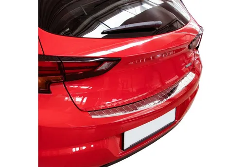 RECAMBO Ladekantenschutz für OPEL ASTRA K SCHRÄGHECK - Abdeckblenden aus hochwertigem V2A Edelstahl, schützt vor Kratzern und Witterungseinflüssen, 100% passgenau mit einfacher Montage dank Spezialklebeband.