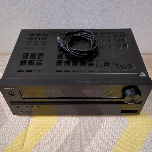 AV-Receiver bis 500 Euro von Onkyo