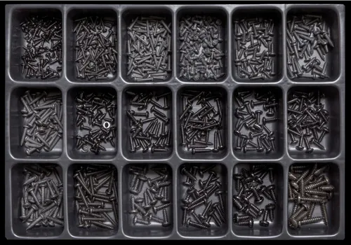 Dresselhaus Werkstatt-Set Blechschrauben DIN 7981, schwarz, brüniert - Eisenwaren Set mit hochwertigen, brünierten Blechschrauben für eine zuverlässige Befestigung in Werkstatt und Haushalt.