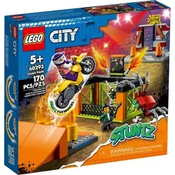 LEGO City Stunt Park 60293 - Actiongeladenes Bauspielzeug - Bauspielzeugsets mit 170 Teilen, inklusive einem motorisierten Stuntbike und herausfordernden Rampen für beeindruckende Stunts. Ideal für Kinder ab 5 Jahren und kombinierbar mit anderen LEGO City Stuntz Sets.