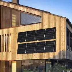 Balkonstrom Balkonkraftwerk 1800 Watt Komplettset - Effizientes Balkonkraftwerk mit 4 bifazialen Solarmodulen (1800 W) und WLAN-Wechselrichter, ideal für nachhaltige Energieerzeugung und lange Lebensdauer dank 25 Jahre Garantie.