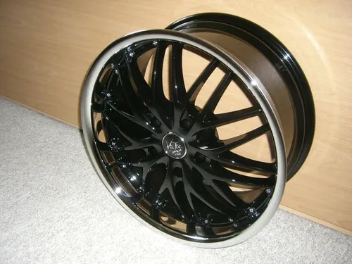 Barracuda Voltec T6 mattblack PureSports in rot von Barracuda