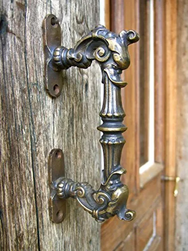 Ausdrucksstarker Stoßgriff im Gründerzeit-Stil von Antikas