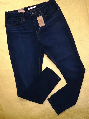 Levi's 311 Shaping Skinny Jeans