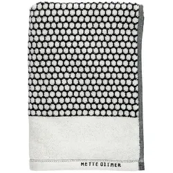 Mette Ditmer in schwarz von Mette Ditmer