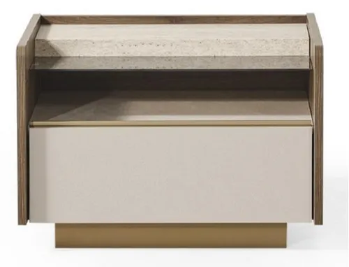 Nachtschrank Nachtkommode mit 3 Schubladen - Moderner Nachttisch in Braun aus Holz, ideal für Ihr Schlafzimmer. Mit 3 praktischen Schubladen bietet er ausreichend Stauraum und ergänzt Ihre Einrichtung stilvoll.