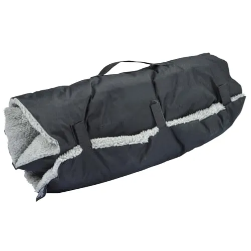 Meberg U6COU311NR Haustier Reisedecke für Hunde – Schwarz Grau 80 x 50 cm - Die praktische Reisedecke für Hunde bietet mit ihrer wasserabweisenden und fleckenabweisenden Oberfläche optimalen Schutz für Auto und Zuhause. Ideal für Reisen und Ausflüge, sorgt sie für einen komfortablen Rückzugsort für Ihr Haustier.