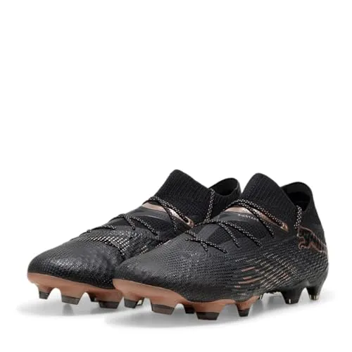 Puma FUTURE ULTIMATE FG/AG - schwarz - Fussballschuhe für Spielmacher, mit recyceltem Obermaterial und Dynamic Motion System für optimale Haftung und Agilität auf festen Böden und Kunstrasen.