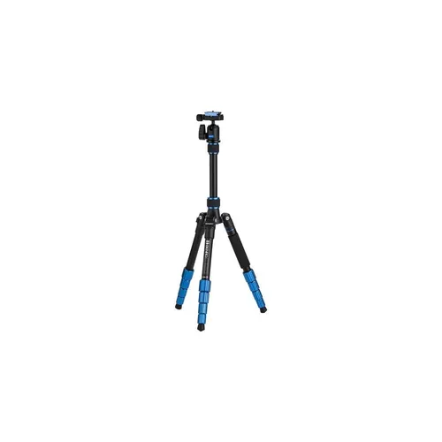 Benro Travel Slim Tripod FSL09AN00 KIT - Leichtes Aluminium-Stativ für Reisefotografen, nur 1,0 kg schwer und bietet hohe Stabilität für optimale Aufnahmen im Freien.
