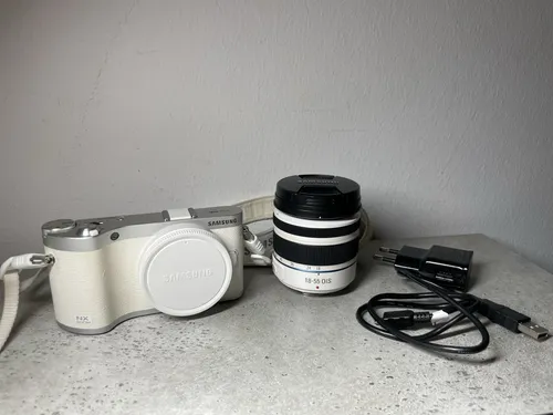 Samsung NX300 Systemkamera Digitalkamera Kamera Kit 18-55mm