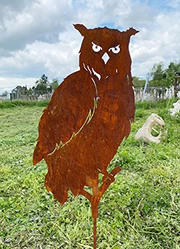Eule seitlich auf AST 50x27cm + Stab Gartenstecker Edelrost Gartendeko Rost Metall Rostfigur Uhu von Steinfigurenwelt