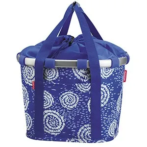 KLICKfix Fahrradkorb Bikebasket Batikstrong Blue - Fahrradtaschen: Robuster und stylischer Fahrradkorb in Batikstrong Blue, ideal für den Transport von Einkäufen oder persönlichen Gegenständen.