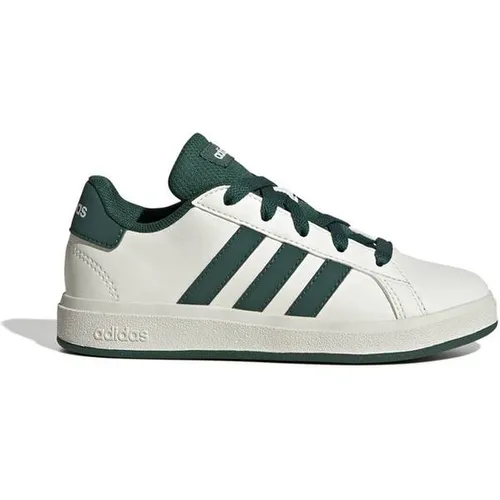 adidas Unisex Kinder Grand Court Lifestyle Tennis Lace-Up Shoes - Sneaker mit Obermaterial aus Synthetikleder und mindestens 50 % Recycling-Anteil, ideal für umweltbewusste Kinder.