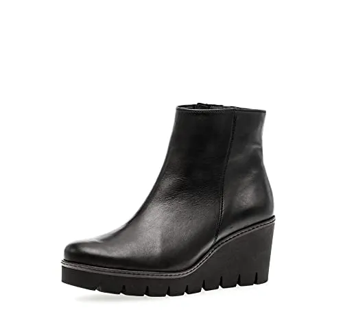 Gabor Stiefelette Glattleder - Damen Keilstiefelette aus hochwertigem Glattleder, ideal für casual Looks. Mit Best Fitting für höchsten Komfort und praktischem Reißverschluss für einfaches An- und Ausziehen.