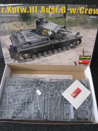 Pz.Kpfw. III Ausf. B mit Besatzung von MiniArt im Maßstab 1:35 *NEU*
