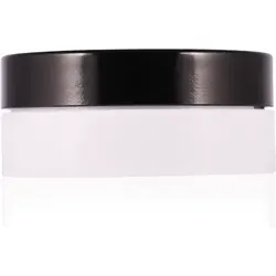 Chanel Hydra Beauty Nutrition Lippenbalsam 10 g - Lippenpflege mit intensiv pflegender Textur, die trockene Lippen glättet und für strahlendes Volumen sorgt. Ideal für seidig weiche Lippen und optimalen Wassergehalt.