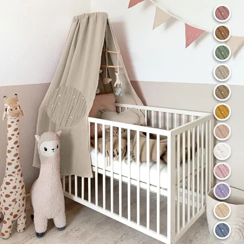 lilimaus Betthimmel Babybett mit Goldapplikationen - 100% Baumwolle - Baby Betthimmel aus 100% Musselin-Baumwolle, weich und atmungsaktiv für eine beruhigende Schlafumgebung. Flexibel anbringbar und waschbar, ideal für jedes Kinderzimmer.